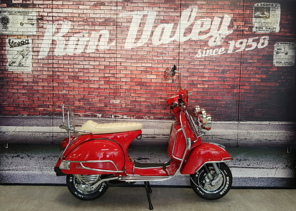 Vespa PX125 Ron Daley Special Edition No210